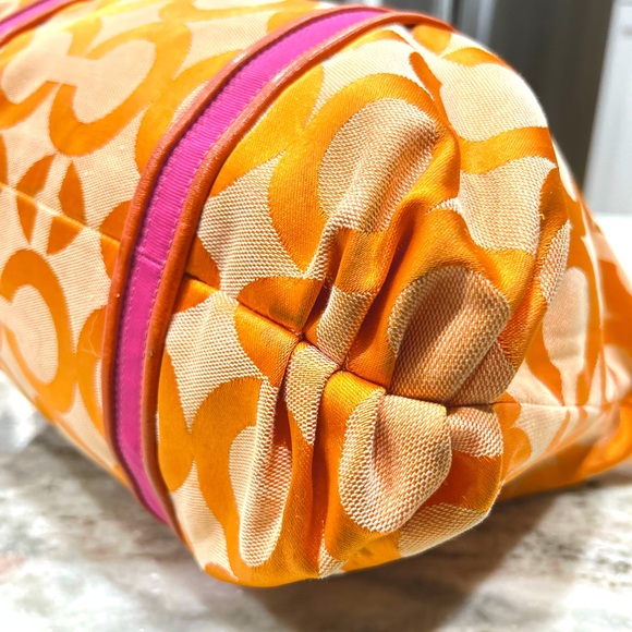 Coach Authentic Poppy Op Art Signature Jacquard Lined Shoulder/Tote Bag - Picture 8 of 12